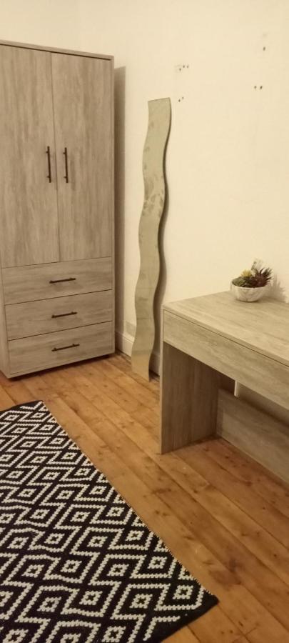 Planet 9 Apartment Warrington  Ngoại thất bức ảnh