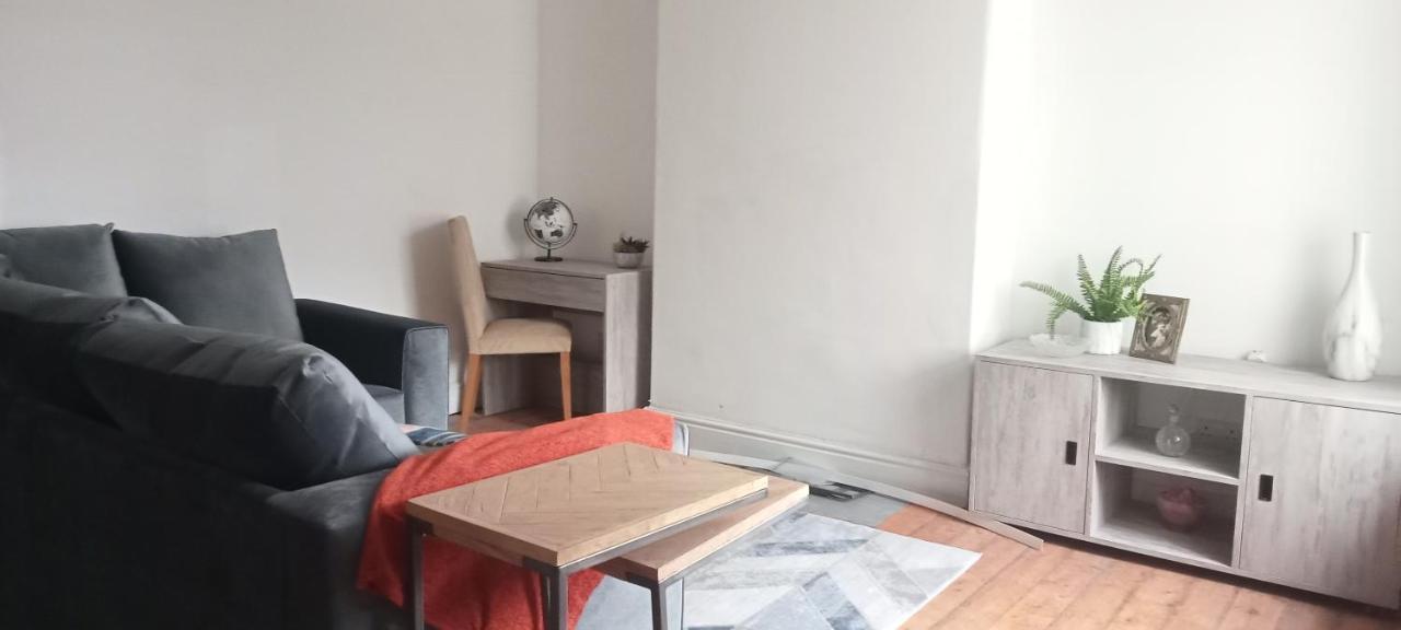 Planet 9 Apartment Warrington  Ngoại thất bức ảnh