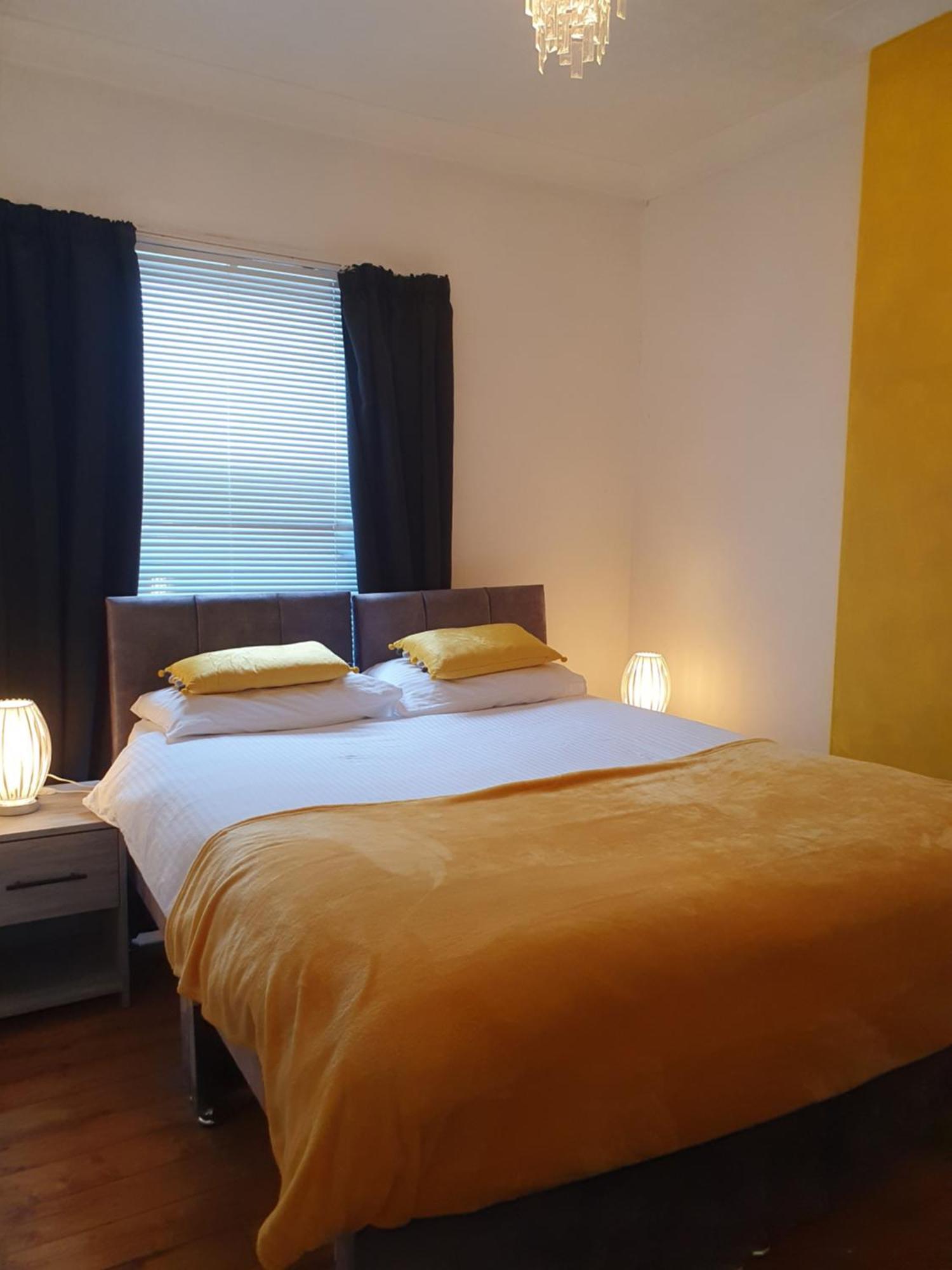 Planet 9 Apartment Warrington  Ngoại thất bức ảnh