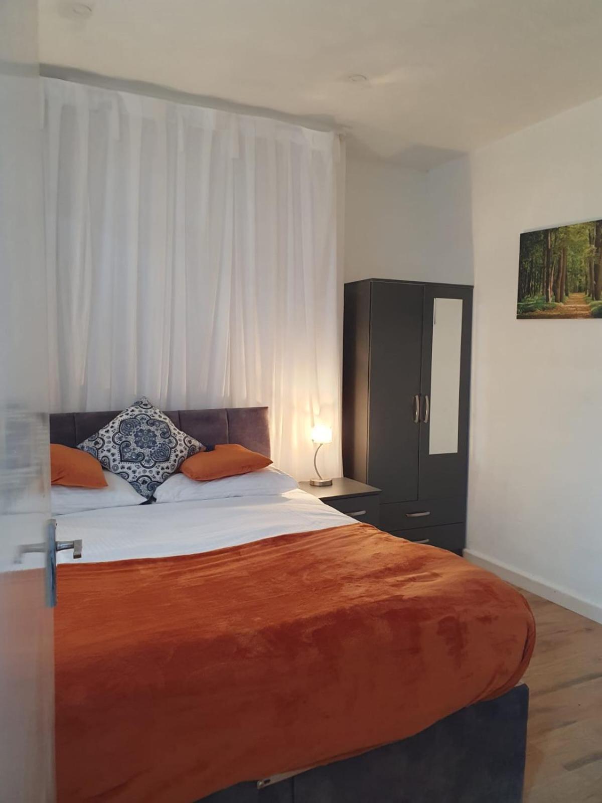 Planet 9 Apartment Warrington  Ngoại thất bức ảnh